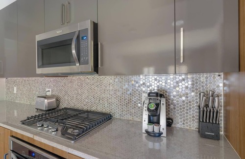 Houston Apartment | Landing at The Hayworth - 2 Bedrooms in Westside