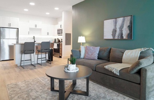 Sanford Apartment | Landing at The Henry Luxury Apartments - 1 Bedr.