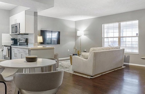Downtown Dayton Apartment | Landing at The Landing - 1 Bedroom in East Dayton
