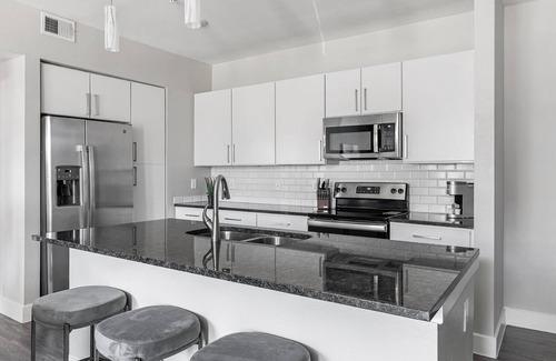 Allen Apartment | Landing at The Link at Twin Creeks - 1 Bedroom .