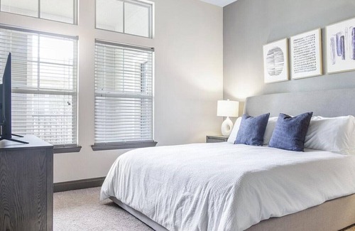 Mid City South Apartment | Landing at The Millennium Towne Center - 2 Bedrooms in Mid City South