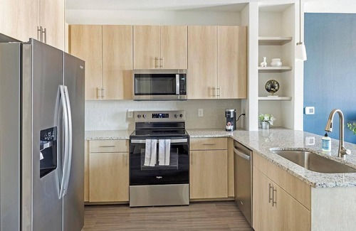 Anna Apartment | Landing at The Quinn - Studio in Anna