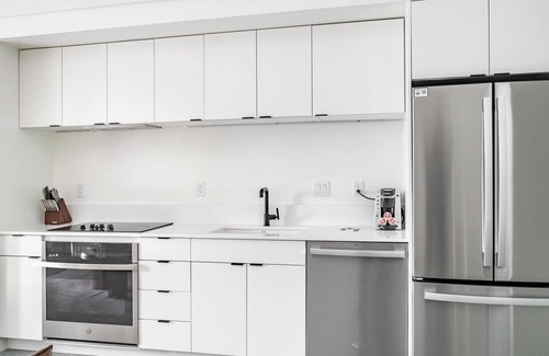 Sugar House Apartment | Landing at The Izzy - Studio in Sugar House