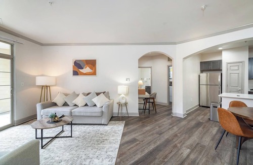 Corryville Apartment | Landing at The Village at Stetson Square - 2 Be.