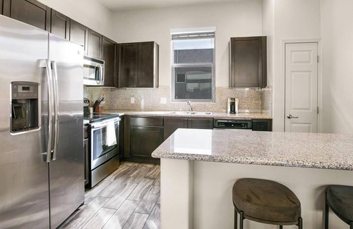 Fort Myers Apartment | Landing at Vantage - 2 Bedrooms in Hancock