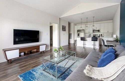 Antioch Apartment | Landing at Waterleaf at Old Franklin - 1 Bedroo.