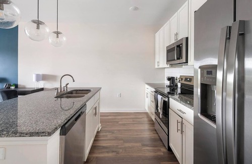 Antioch Apartment | Landing at Waterleaf at Old Franklin - 1 Bedroo.