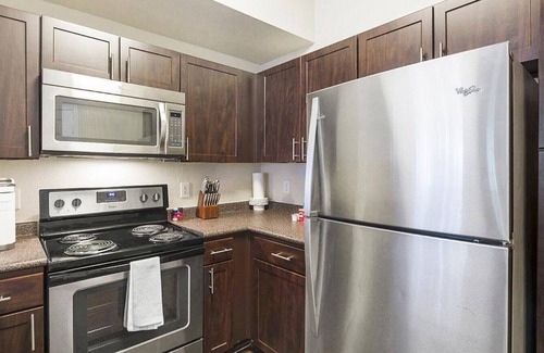 Alden Bridge Apartment | Landing at Whispering Pines Ranch - 1 Bedroom in Alden Bridge