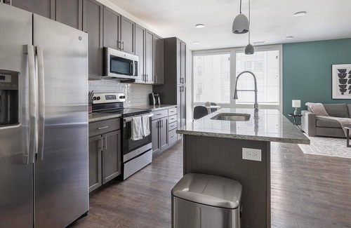 Stone Oak Apartment | Landing | Beautiful 1BD, Pool, Clubhouse