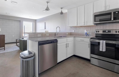 Five Points South Apartment | Landing | Beautiful 1BD, Game Room, Gym