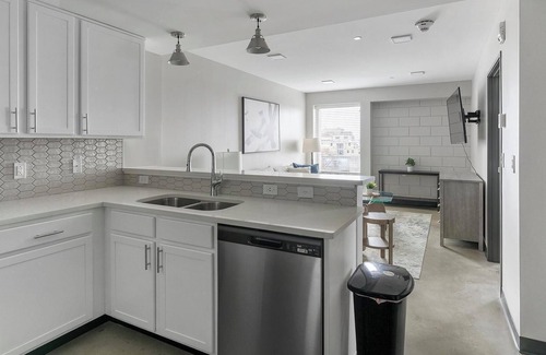 Five Points South Apartment | Landing | Beautiful 1BD, Game Room, Gym