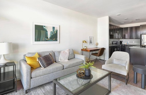Fort Worth Apartment | Landing | Beautiful 1BD, Courtyard, Game Room