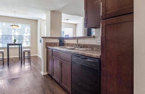Germantown Apartment | Landing | Beautiful 1BD, Gym, Pool