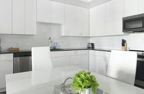 Port Tampa City Apartment | Landing | Beautiful 1BD, Gym, Pool