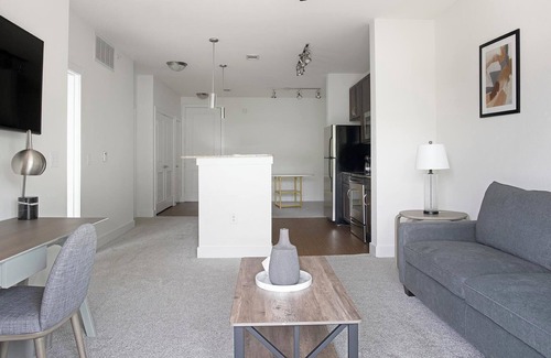 Park Central Apartment | Landing | Beautiful 1BD, Pool, Courtyard
