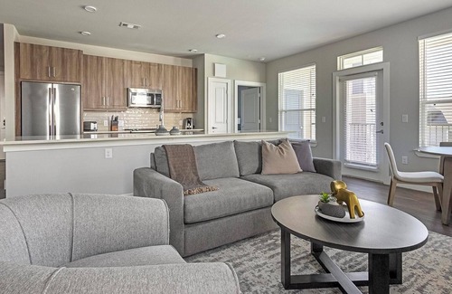 Katy Apartment | Landing | Beautiful 2BD, Clubhouse, Gym