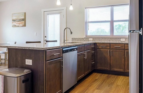 Cartersburg Apartment | Landing | Beautiful 2BD, Courtyard, Clubhouse