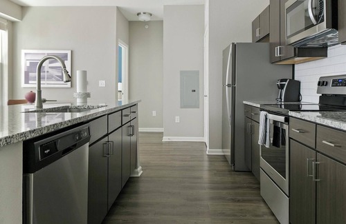 Chesterfield Apartment | Landing | Chic 1BD, Courtyard, Clubhouse