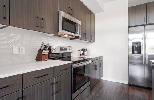 Wetmore Apartment | Landing | Chic 1BD, Clubhouse, Gym