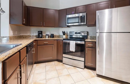 Chillum Apartment | Landing | Chic 1BD, Courtyard, Clubhouse