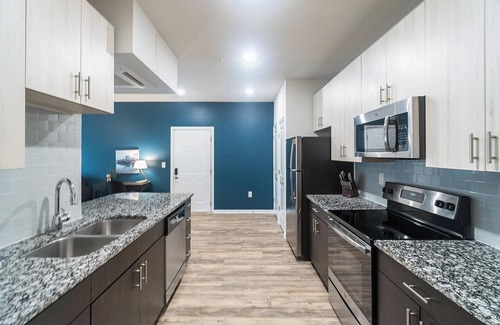 Charlotte Apartment | Landing | Chic 1BD, Gym, Clubhouse