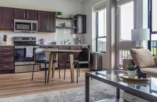 McCordsville Apartment | Landing | Chic 1BD, Pool, Gym