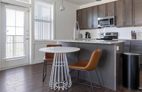 Stone Oak Apartment | Landing | Chic 1BD, Pool, Game Room
