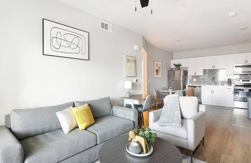 Townsite Apartment | Landing | Chic 1BD, Rooftop Lounge, Pool