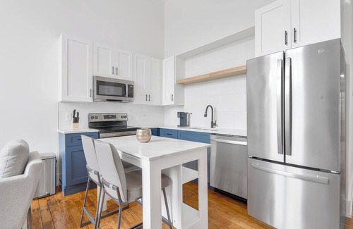 Greenville Apartment | Landing | Chic 1BD, Yoga Studio, Gym