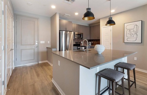 Warehouse District Apartment | Landing | Chic 2BD, Clubhouse, Rooftop Lounge