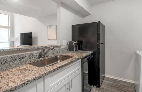 Cordova Apartment | Landing | Chic 2BD, Game Room, Clubhouse