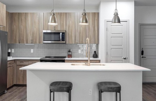 Camelback East Apartment | Landing | Chic 2BD, Gym, Clubhouse