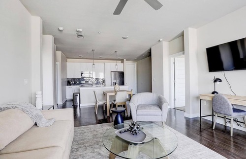 Forest Crest Apartment | Landing | Chic 2BD, Pool, Gym