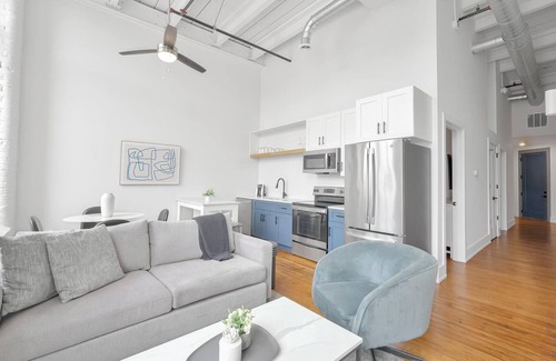 Greenville Apartment | Landing | Chic 2BD, Yoga Studio, Gym