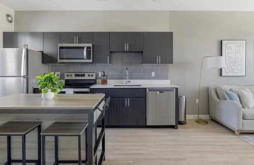 Maryvale Village Apartment | Landing | Chic 2BD, Yoga Studio, Clubhouse