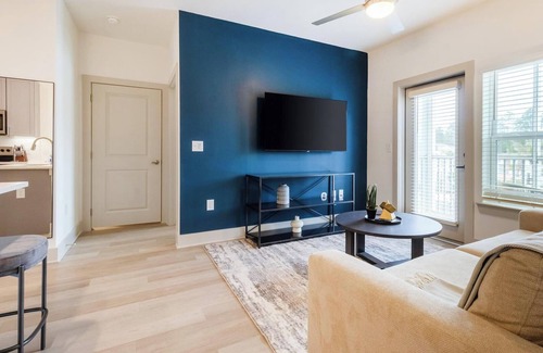 Santa Rosa Beach Apartment | Landing | Incredible 2BD, Gym, Pool