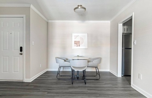 Homewood Apartment | Landing | Incredible 2BD, Clubhouse, Gym