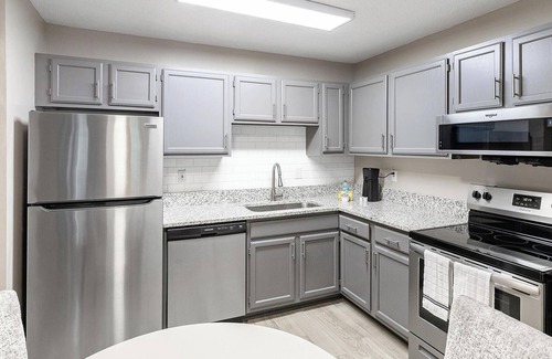Huntsville Apartment | Landing | Incredible 1BD, Gym, Pool