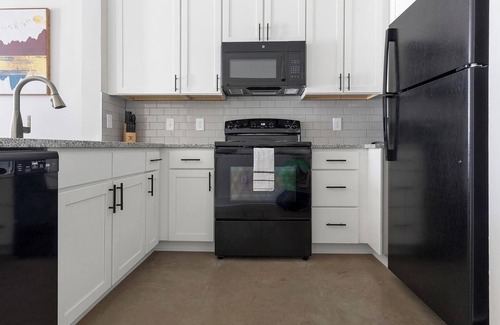 Charlotte Apartment | Landing | Incredible 1BD, Gym, Clubhouse