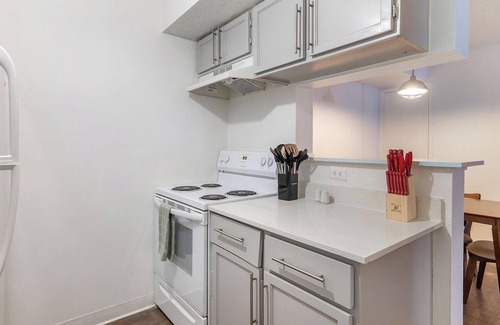 Windsor Park Apartment | Landing | Incredible 1BD, Gym