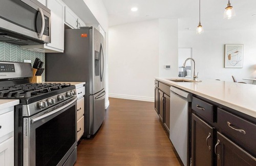 Little Italy Apartment | Landing | Incredible 2BD, Gym