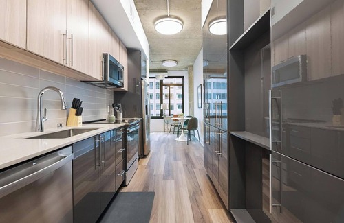 Baileys Crossroads Apartment | Landing | Modern 1BD, Gym, Game Room