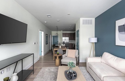 Wilmington Apartment | Landing | Modern 1BD, Gym, Clubhouse