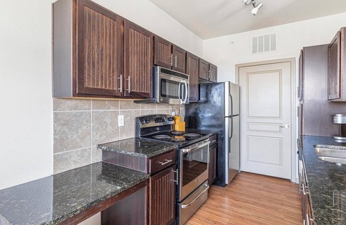 White Settlement Apartment | Landing | Modern 1BD, Rooftop Lounge, Gym