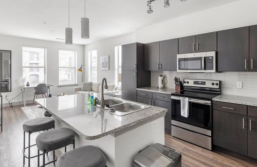 Haltom City Apartment | Landing | Modern 1BD, Clubhouse, Yoga Studio
