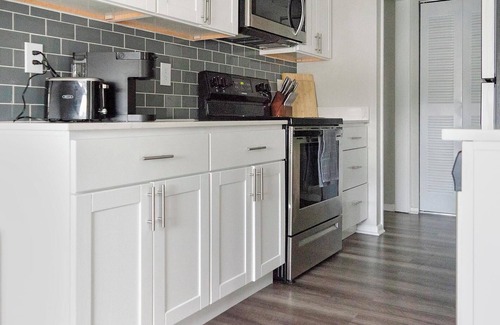 Indianapolis Apartment | Landing | Modern 1BD, Gym, Clubhouse