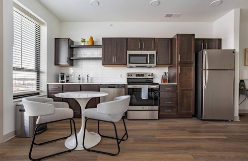 McCordsville Apartment | Landing | Modern 1BD, Gym, Rooftop Lounge