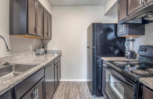 Cordova Apartment | Landing | Modern 2BD, Clubhouse, Pool