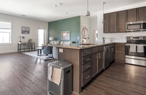 Stone Oak Apartment | Landing | Modern 2BD, Game Room, Pool