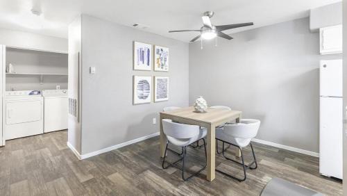 Sunrise Manor Apartment | Landing Modern Apartment with Amazing Amenities (ID1009X961)